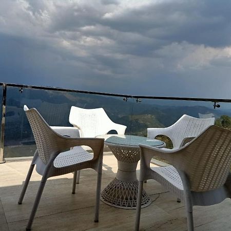 Vila Pine Peak Kasauli Exteriér fotografie